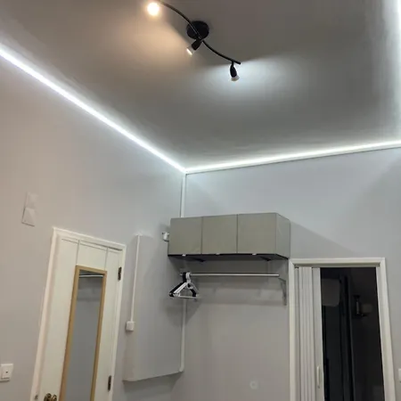 T1 Totalmente Equipado Terraco Privado リスボン