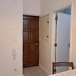 T1 Totalmente Equipado Terraço Privado Apartamento *